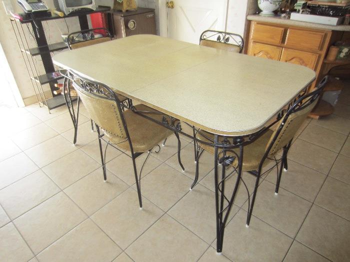 mid century table set