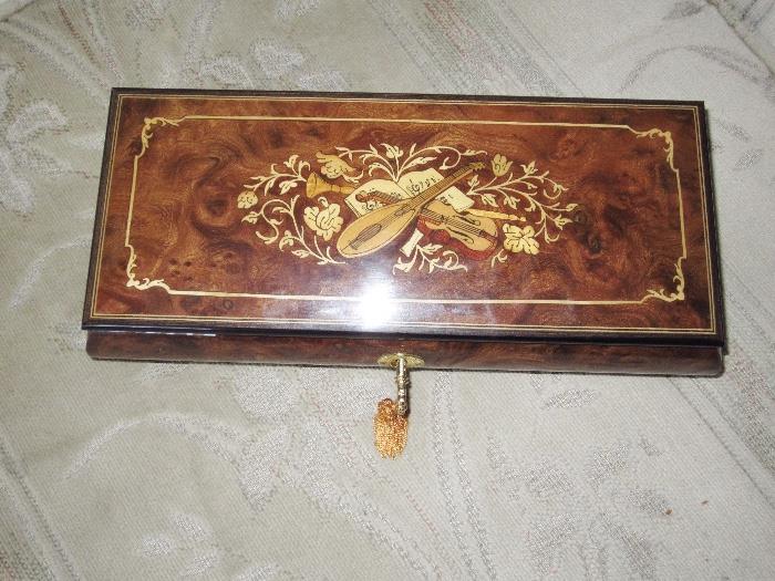 Beautiful music box