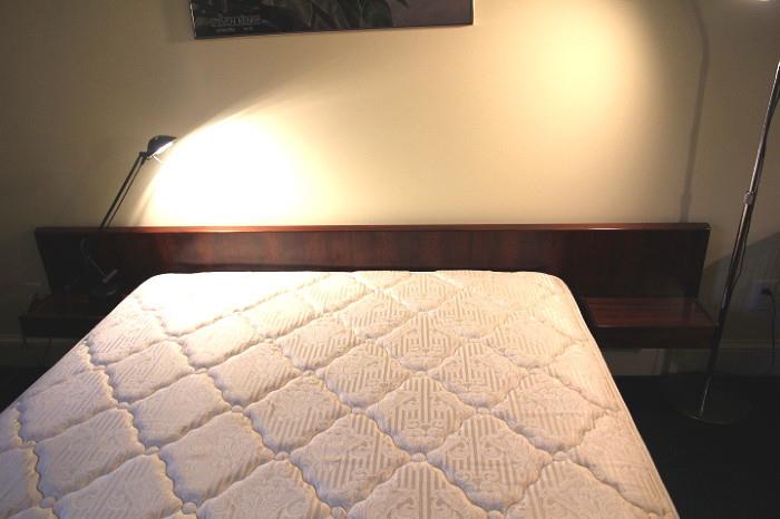 headboard