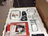 Bernina- does it get better! Yes it does...it's still boxed-has its manual and probably has never been used! 