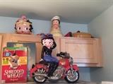 Sweet little Betty Boop cookie jar collection!