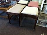 stools 