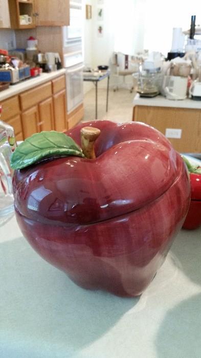 Cookie Jar Apple