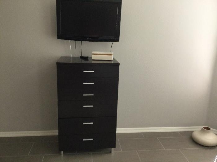 Flat Screen TV, Chest of Drawers