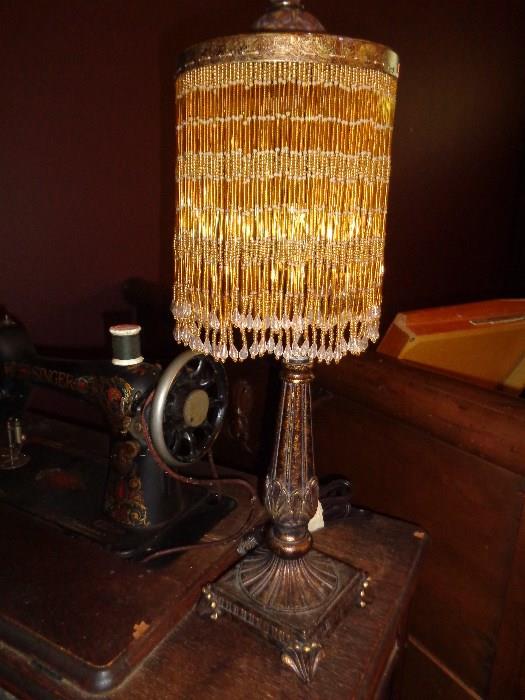 love this lamp