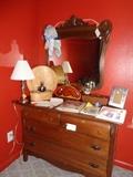 vintage dresser w/mirror