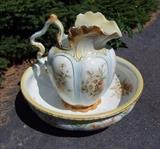 1900 Ironstone Pitcher & Bowl w-Daisey Decoration
