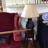 Chinese bronze lamp and English potty