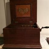 Regina music box. Mint condition