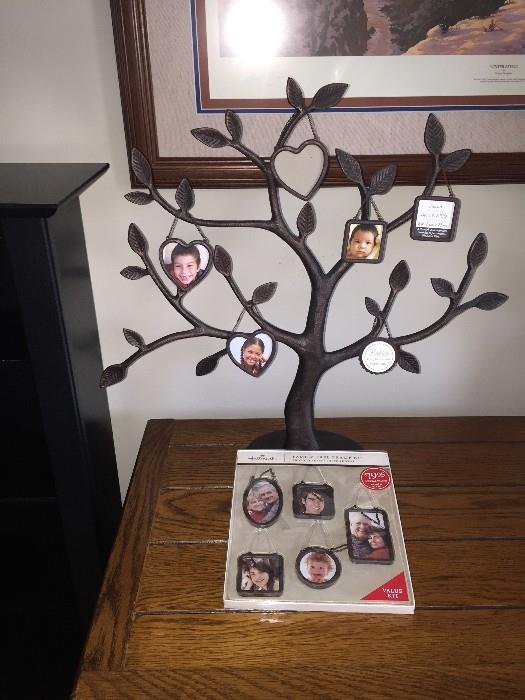 FAMILY TREE PICTURES