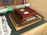 LOTS OF PICTURE FRAMES