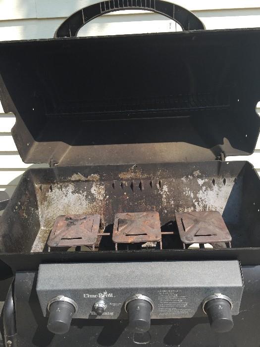 CHARBROIL BBQ GRILL