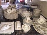 PFALTZGRAFF NATUREWOOD CHINA / COMPLETE SET