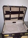 LEATHER BRIEFCASE