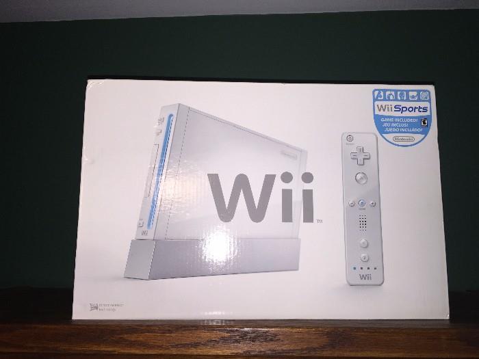 BRAND NEW SEALED IN PLASTIC Wii SPORTS SYSTEM