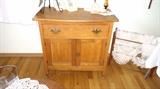 Vintage wash stand