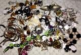 Small amount of costume jewelry