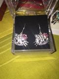HELLO KITTY EARRINGS