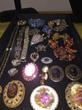 VINTAGE COSTUME JEWELRY