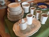 KITCHENWARES / CHINA SET