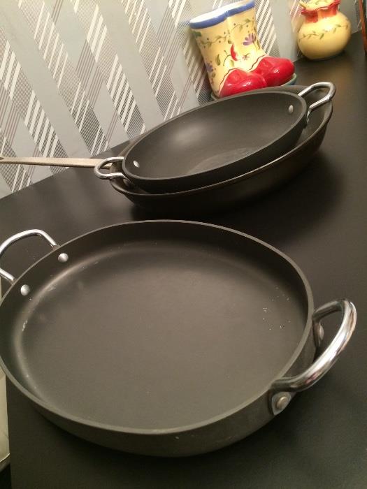 Calphalon pans 