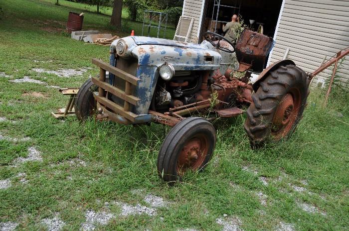 Bidding will start at $ 1000 for this tractor and it runs :) 
