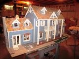 VICTORIAN DOLLHOUSE FURNISHED AND LIGHTED