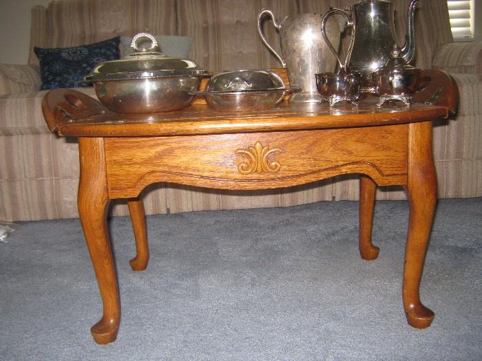 butler's tray coffee table