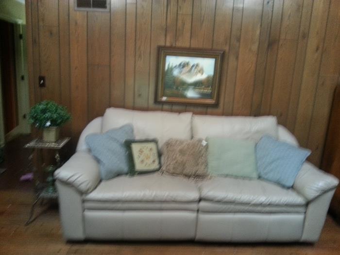 Cheri’s Estate Sales in Leawood, KS starts on 8/27/2015