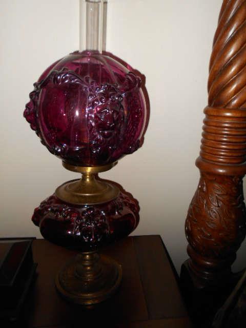 CRANBERRY LAMP.....NICE ACCESSORY  60.00