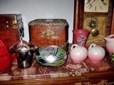 Collar box, Van Briggle vase, carnival glass hat