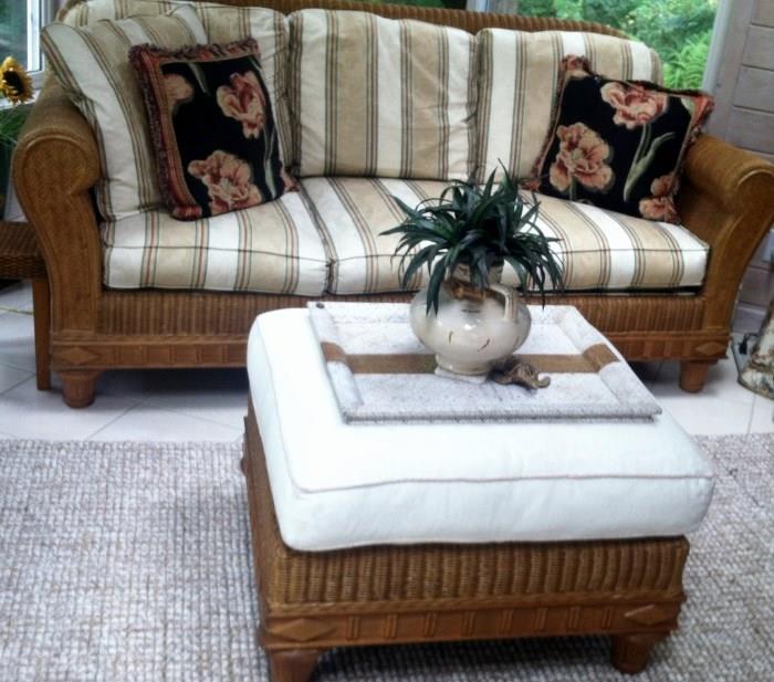 rattan loveseat and accent table