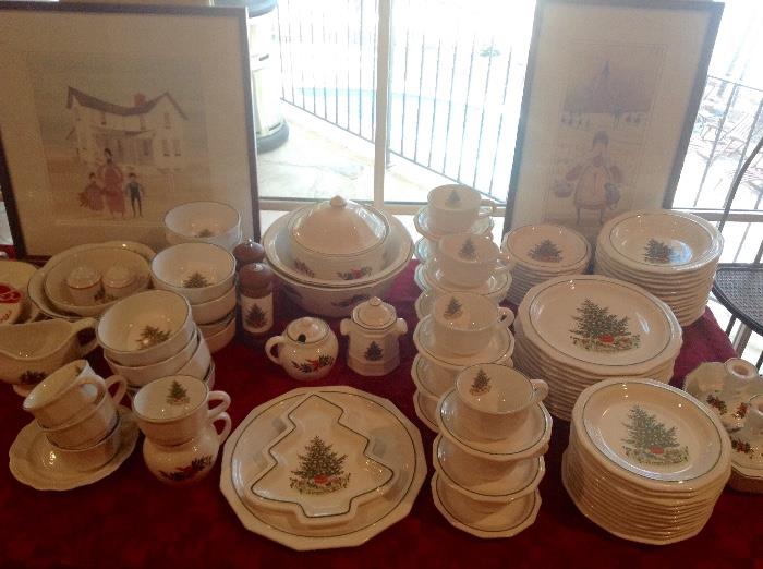  Pfaltzgraff Heritage Christmas dishes, service for 12 plus many serving pieces