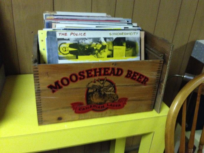 Moosehead Beer Box w/ Lid