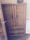 $300 LAST DAY-Hutch that goes with King Bed and dresser, sold as set.$500.Storage behind doors and in drawers. 