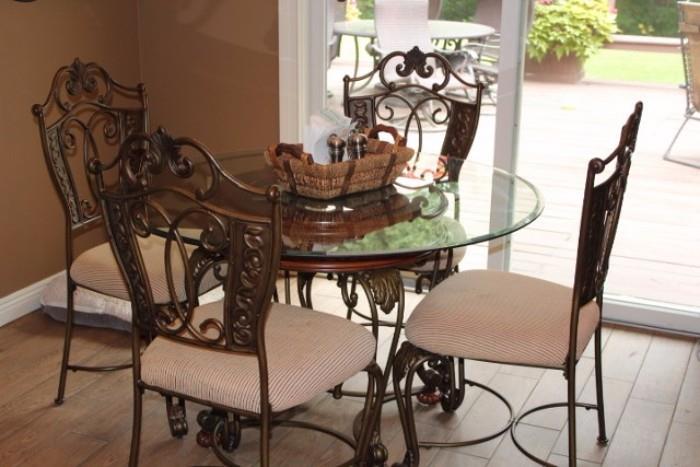 Round Glass Table & 4 Chairs