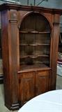 EARLY 1800S CORNER CABINET 
