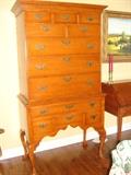 Tiger Wood Maple Chippendale Highboy Dresser handcrafted Beautiful!! Picture does not do justice to the beautiful graining of the wood in this chest!