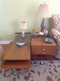 Retro coffee table and end table in very good condition