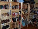 Purses, wallets (Name brand and designer pieces)
