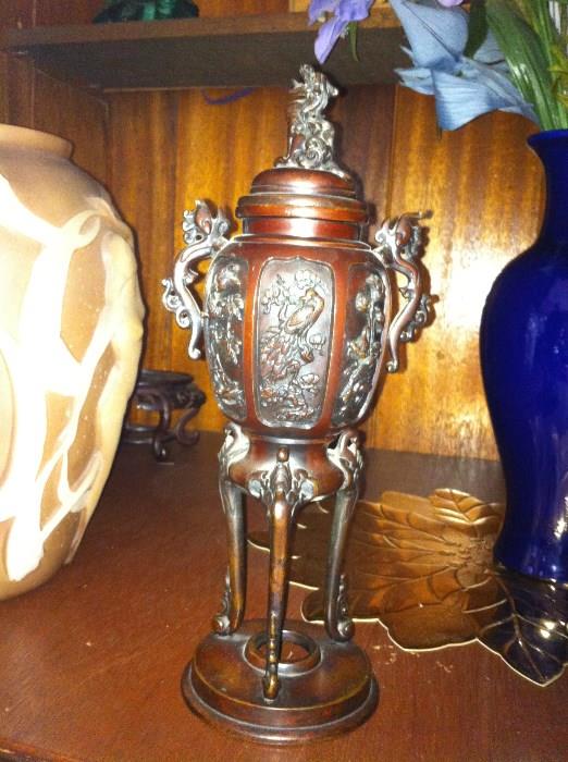 Antique Bronze Oriental Urn. 1800's in beautiful condition. 