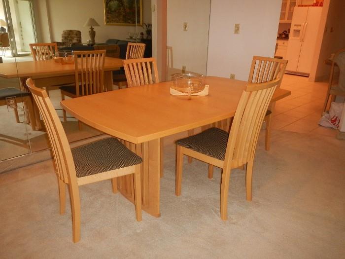 Skovby Denmark Dining room table and chairs