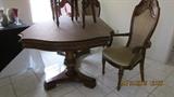 You can't find this quality any more, Lovely dining table with leafs & 6 chairs solid wood