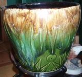 9" Jardiniere, Majolica "sunrise" Mc Coy