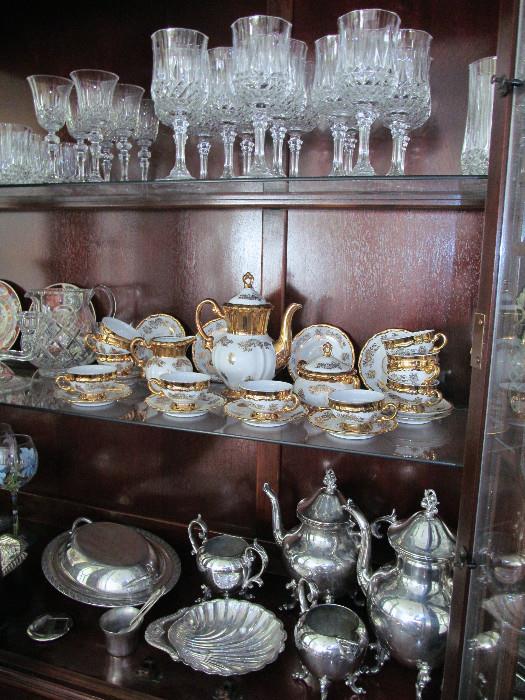 SILVER PLATE SERVING PIECES AND COFFEE/TEA SERVICE, CRYSTAL AND TEA/ESPRESSO SET