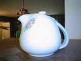 Hall Rose parade teapot