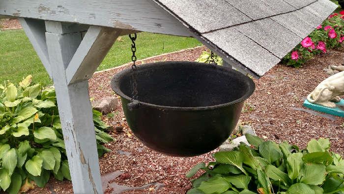 large pig cast pot