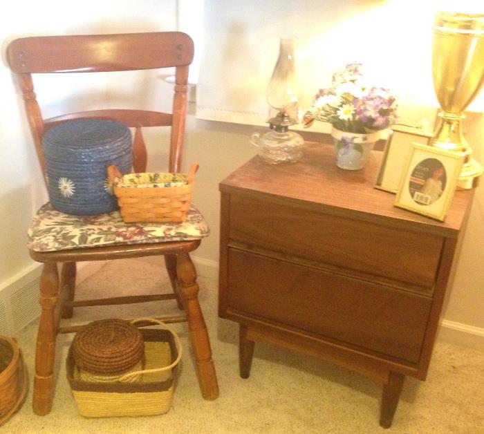 Mid-Century furniture! Oil lamp. Wicker baskets & storage bins. Cheerful home décor!