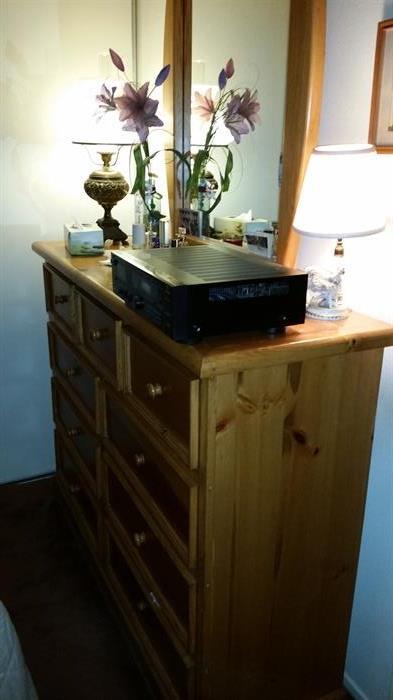 Huge solid oak chest of drawers. 4ft tall, 4ft long with mirror