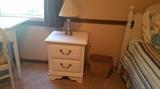 Night Stand 20.5" x 16" x 23' $35